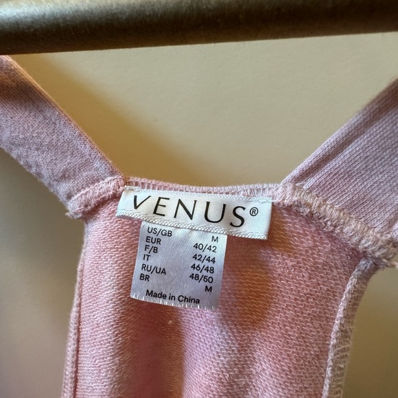 VENUS Light Pink Camo Overalls Shorts Sz M - Picture 3 of 5